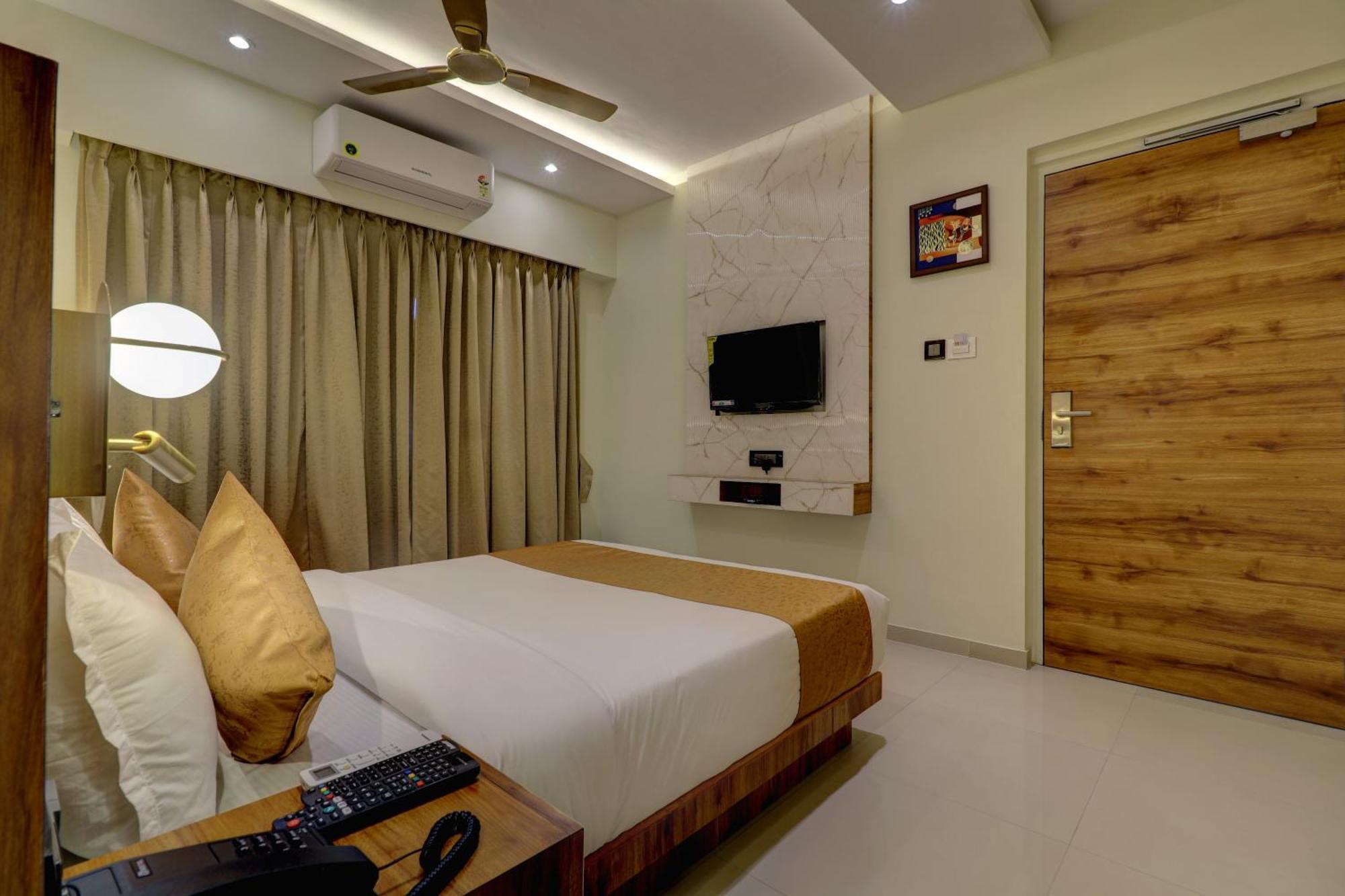 Home2 Suites And Service Apartments, Mumbai Airport Dış mekan fotoğraf